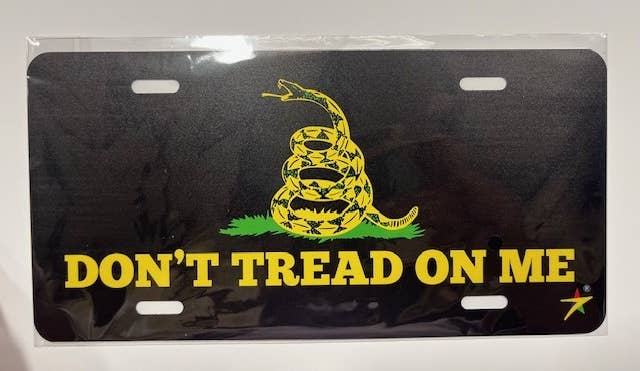 "Don't Tread on Me" Aluminum License Plates 6"x12"